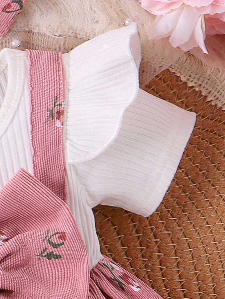 Robe pour fille avec manche flottants - HD